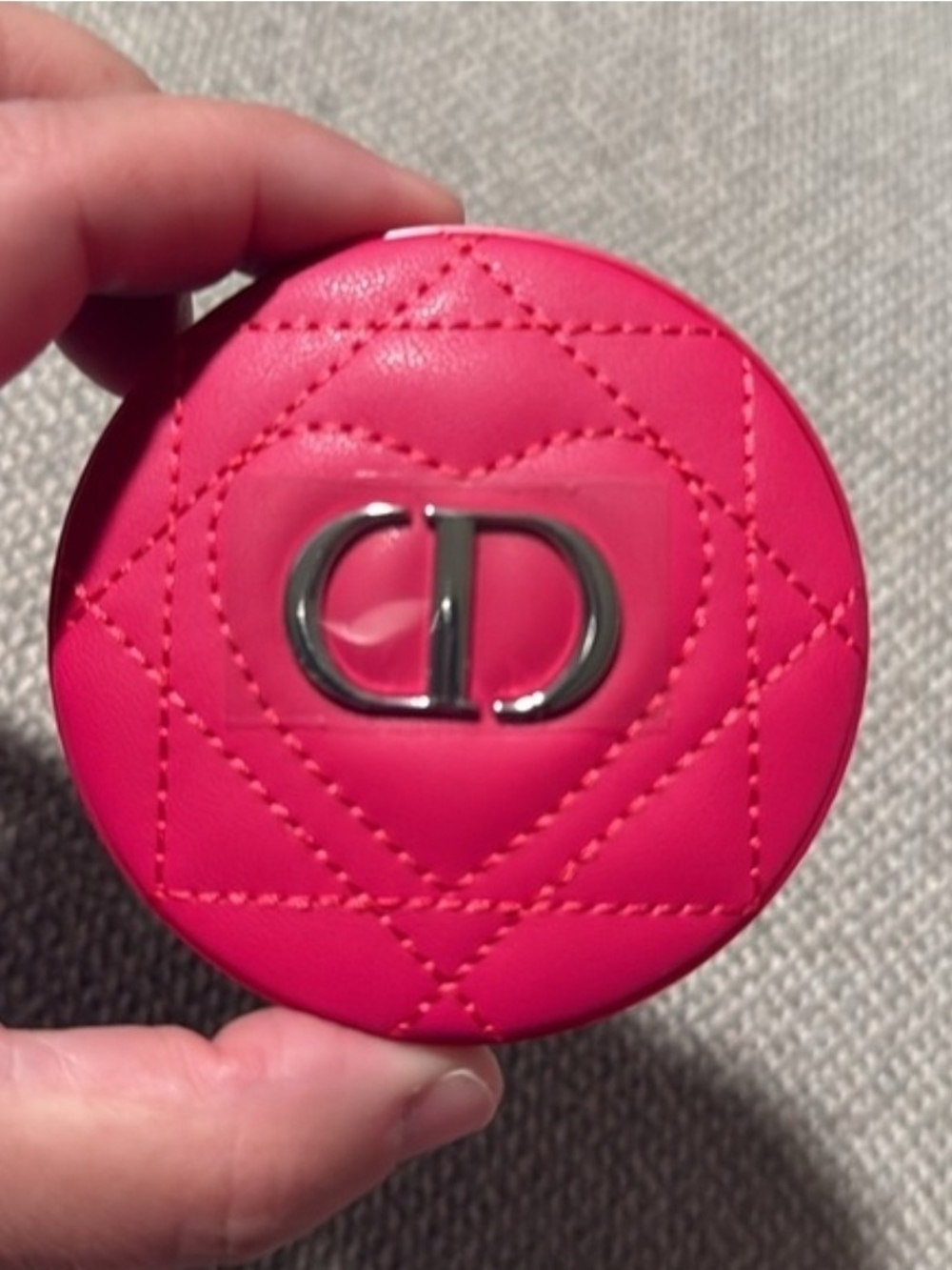 Dior Hot Pink Quilted Compact Mirror with CD Logo - Picture 2 of 3
